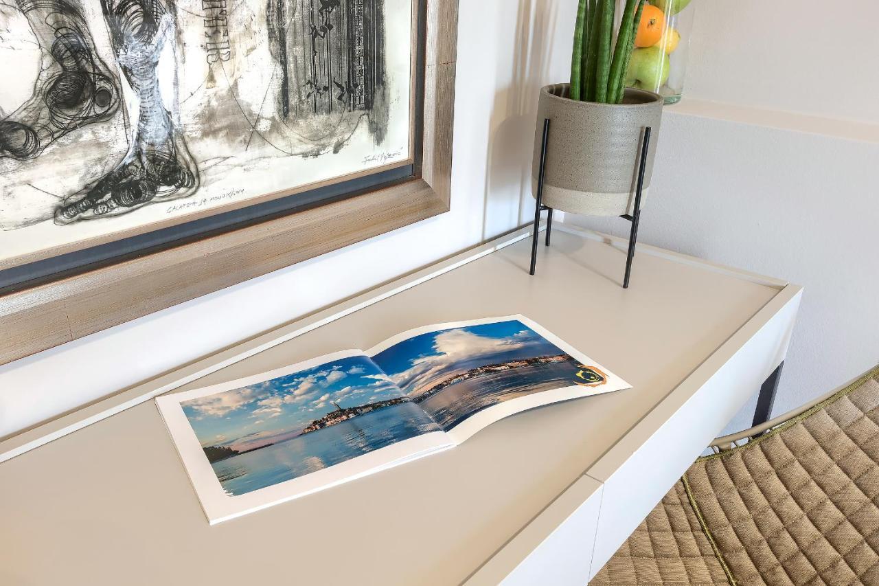 Apartment Palm View II Ровин Екстериор снимка